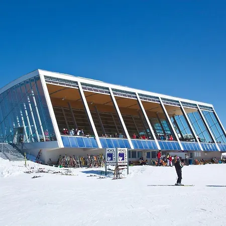 Olympia Axams インスブルック